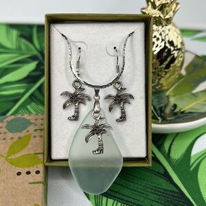 Palm Tree & Sea Glass Necklace and Earrings Set NEW